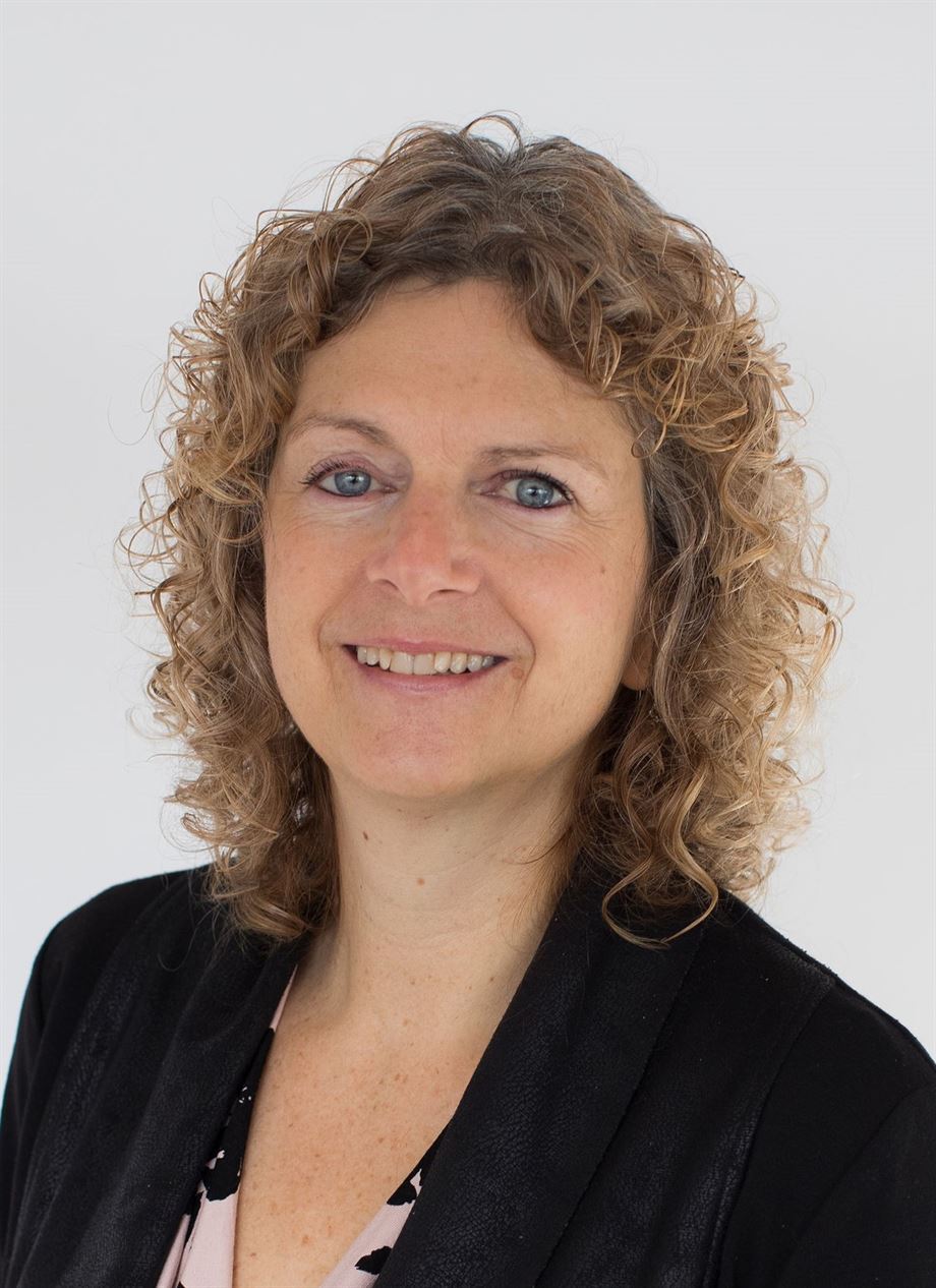 Christine Cowan-James bio